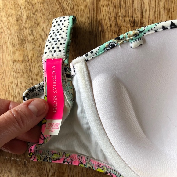 Victoria’s Secret Flirt Bandeau Tribal Swim Bikini - Picture 3 of 5